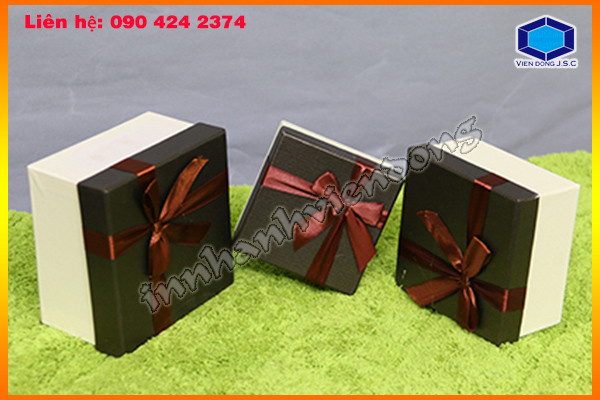 Địa chỉ chuyên cung cấp các mẫu hộp đựng quà giá rẻ có sẵn tại Hà Nội  | Những tông màu thiệp phù hợp với cô dâu chú rể | Xuong in an lay nhanh tai Ha Noi va HCM